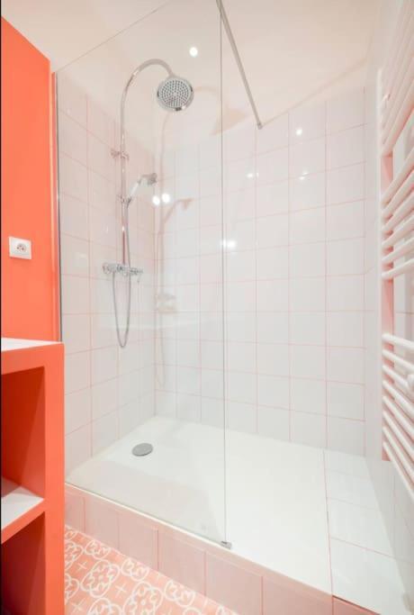 Super T2 Cosy Cours Julien 32Dam Daire Marsilya Dış mekan fotoğraf